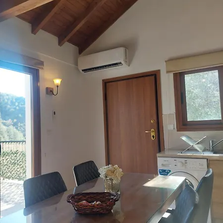 2 Holiday home Tris Elies